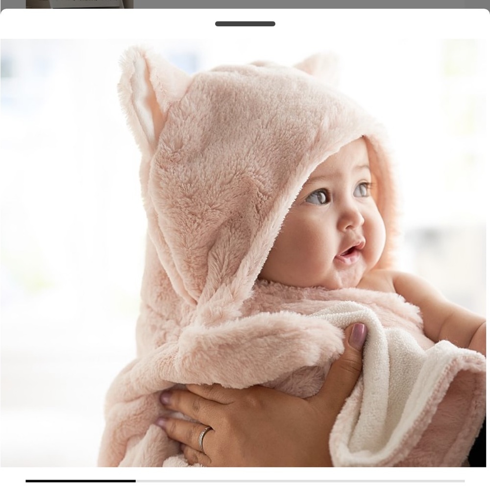 Pottery Barn Kids Faux Fur Kitty Baby Hooded Towel in pink